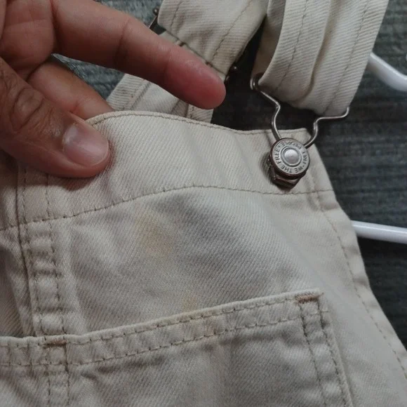 We the free Winter White Cream Ivory Denim Overalls Womens XS 28" Inseam - Picture 4 of 10